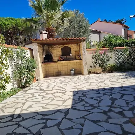 Dom wakacyjny Logement Entier, 200m Plages, Clim, Pmr Saint-Cyprien (Pyrenees-Orientales)
